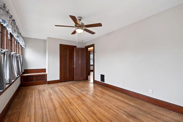 4925 Shirley Place, Cincinnati, OH 45238