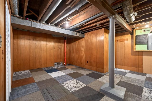 4925 Shirley Place, Cincinnati, OH 45238