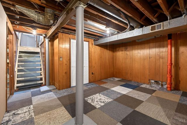 4925 Shirley Place, Cincinnati, OH 45238