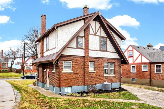 4925 Shirley Place, Cincinnati, OH 45238