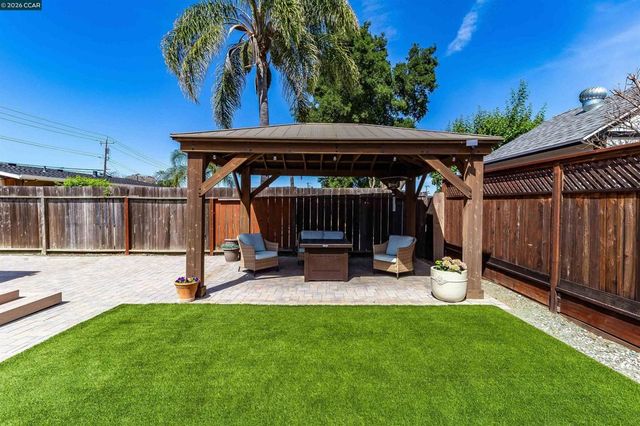 4321 Cowell Rd, Concord, CA 94518