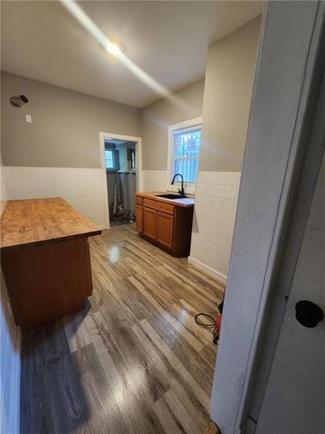 3959 saint john Avenue, Kansas City, MO 64123