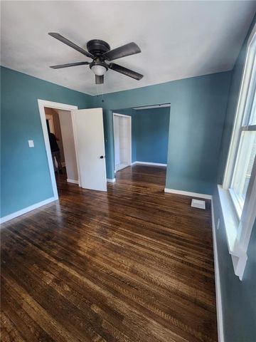 3959 saint john Avenue, Kansas City, MO 64123