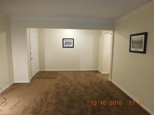 444 N Fox Hills Unit: 7, Bloomfield Hills, MI 48304