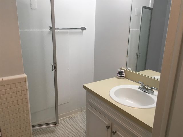 444 N Fox Hills Unit: 7, Bloomfield Hills, MI 48304