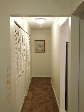 444 N Fox Hills Unit: 7, Bloomfield Hills, MI 48304