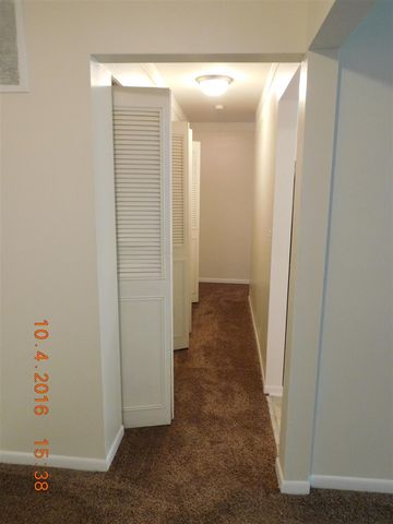 444 N Fox Hills Unit: 7, Bloomfield Hills, MI 48304