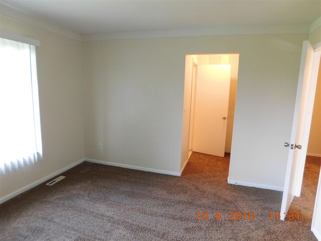 444 N Fox Hills Unit: 7, Bloomfield Hills, MI 48304