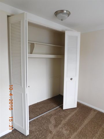 444 N Fox Hills Unit: 7, Bloomfield Hills, MI 48304