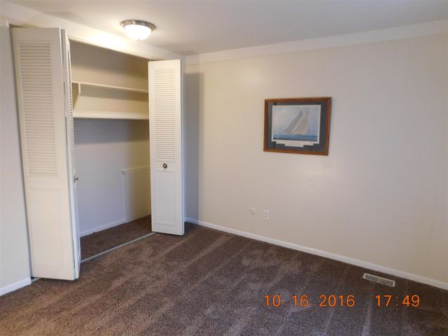 444 N Fox Hills Unit: 7, Bloomfield Hills, MI 48304