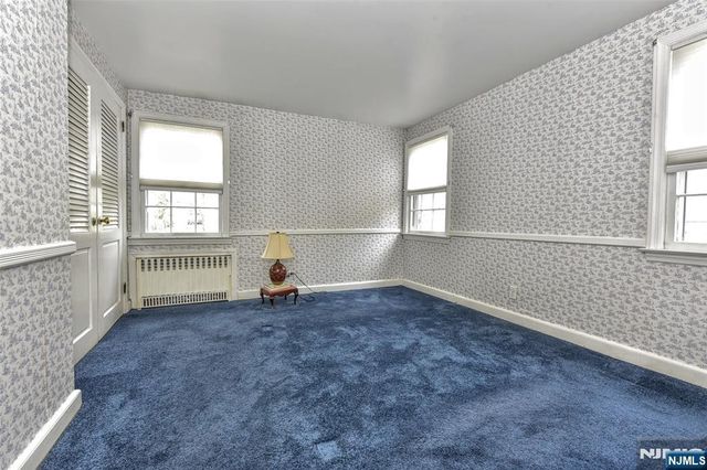 520 Lafayette Avenue, Wyckoff, NJ 07481