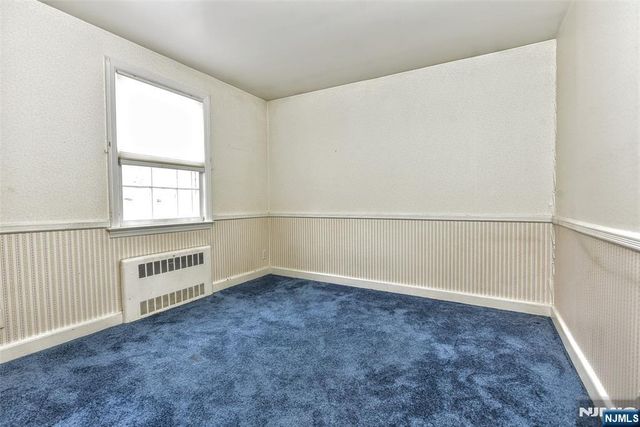 520 Lafayette Avenue, Wyckoff, NJ 07481