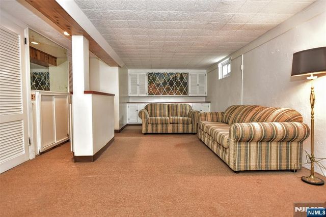 520 Lafayette Avenue, Wyckoff, NJ 07481