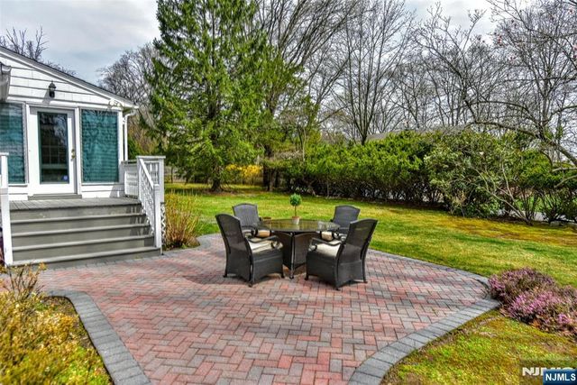 520 Lafayette Avenue, Wyckoff, NJ 07481