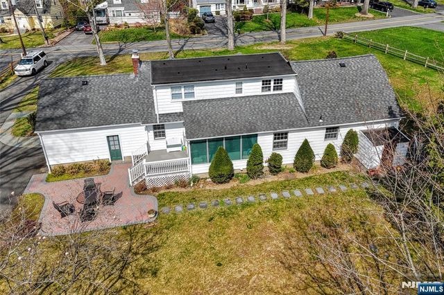 520 Lafayette Avenue, Wyckoff, NJ 07481