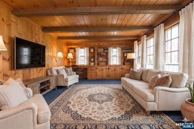 520 Lafayette Avenue, Wyckoff, NJ 07481