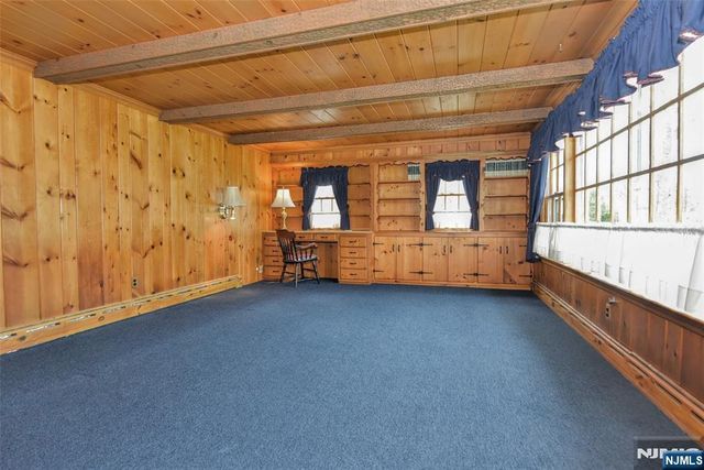 520 Lafayette Avenue, Wyckoff, NJ 07481