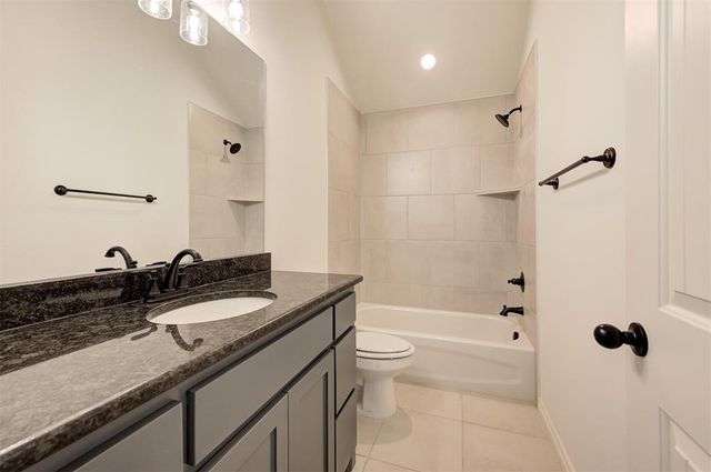 9312 NW 143rd Street, Yukon, OK 73099