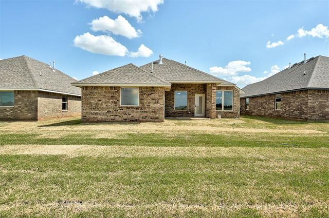 9312 NW 143rd Street, Yukon, OK 73099