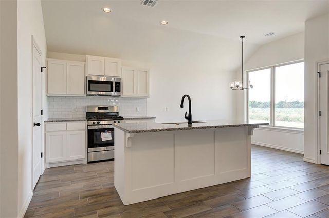 9312 NW 143rd Street, Yukon, OK 73099