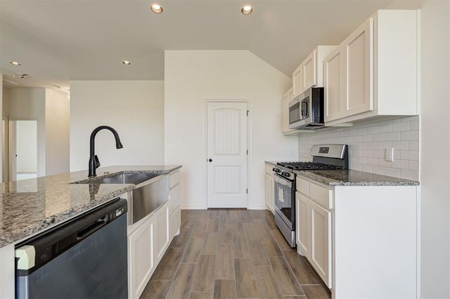 9312 NW 143rd Street, Yukon, OK 73099