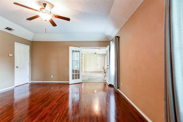 5411 Cool Springs Drive, Midlothian, TX 76065
