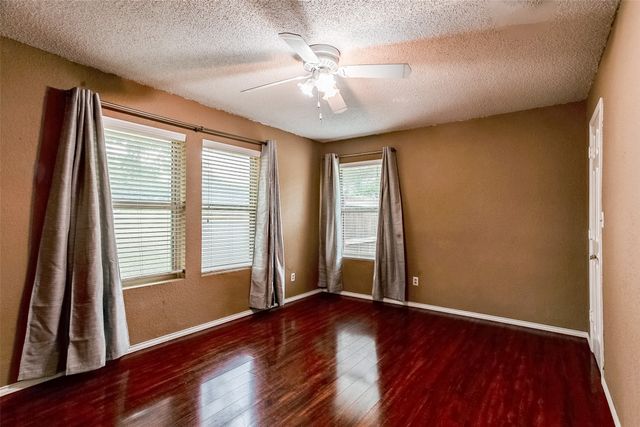 5411 Cool Springs Drive, Midlothian, TX 76065