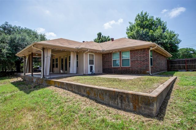 5411 Cool Springs Drive, Midlothian, TX 76065