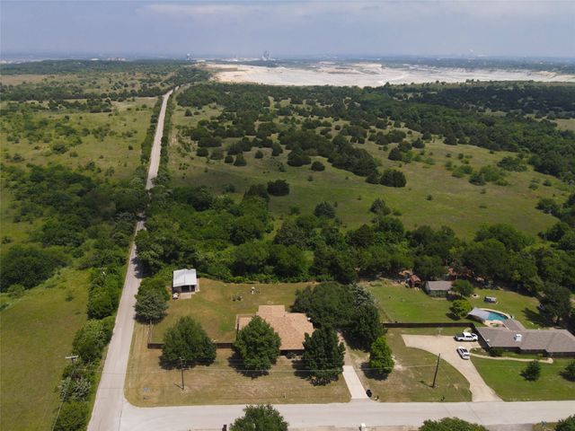 5411 Cool Springs Drive, Midlothian, TX 76065