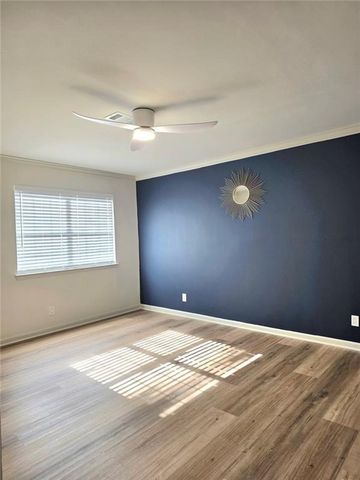 301 Barrington Hills Drive, Atlanta, GA 30350