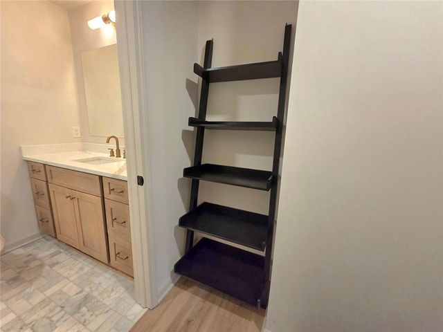 301 Barrington Hills Drive, Atlanta, GA 30350