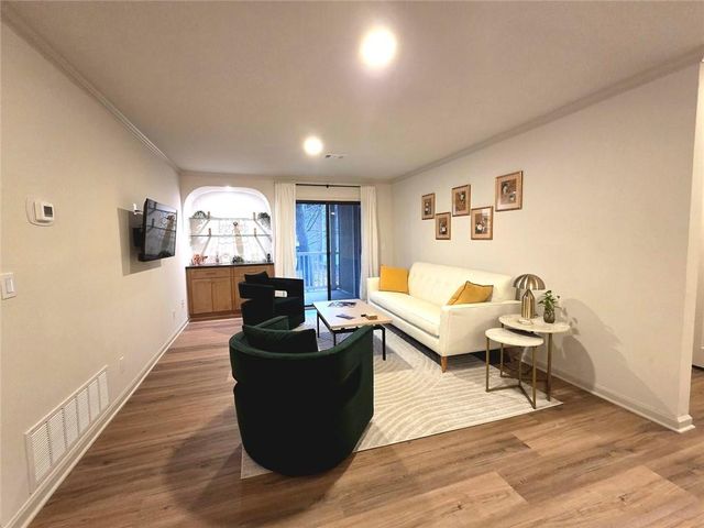 301 Barrington Hills Drive, Atlanta, GA 30350