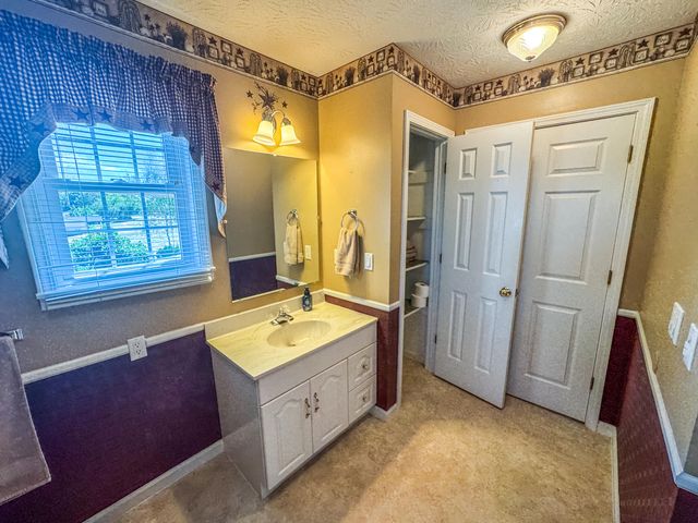 3162 Ewing Road, Ewing, KY 41039