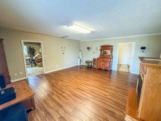 3162 Ewing Road, Ewing, KY 41039