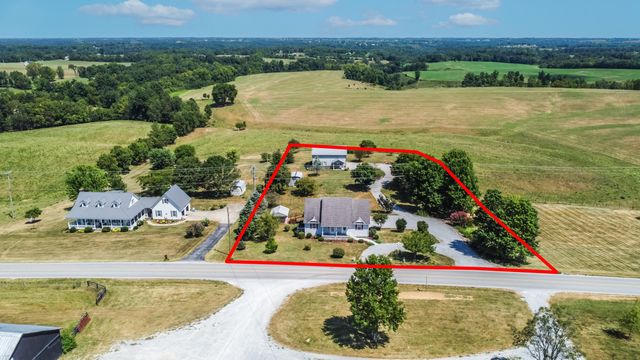 3162 Ewing Road, Ewing, KY 41039