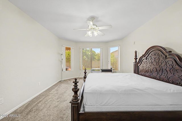 1015 E IRMA Lane, Phoenix, AZ 85024