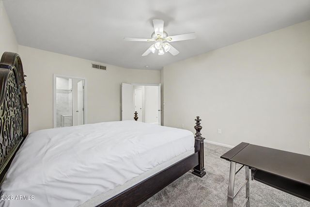 1015 E IRMA Lane, Phoenix, AZ 85024