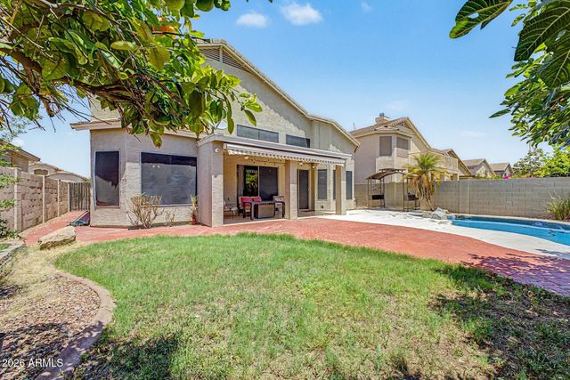 1015 E IRMA Lane, Phoenix, AZ 85024