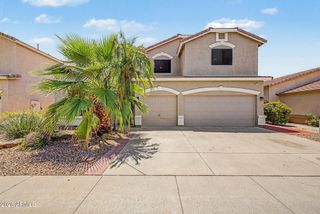 1015 E IRMA Lane, Phoenix, AZ 85024