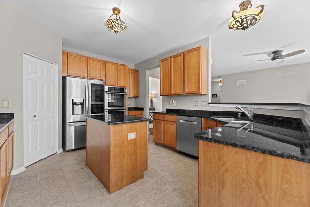 7305 148th AVENUE, Kenosha, WI 53142