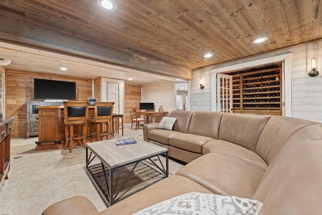 7305 148th AVENUE, Kenosha, WI 53142