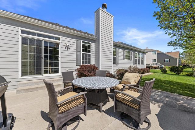7305 148th AVENUE, Kenosha, WI 53142