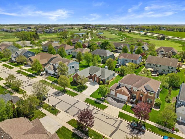 7305 148th AVENUE, Kenosha, WI 53142