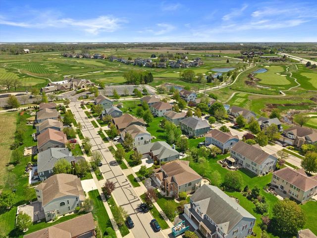 7305 148th AVENUE, Kenosha, WI 53142
