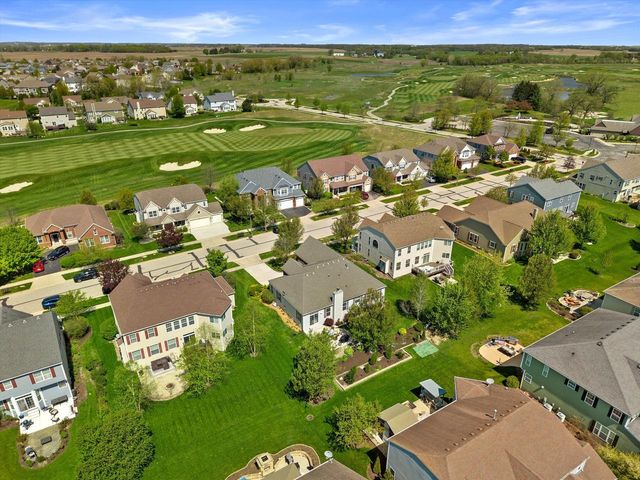 7305 148th AVENUE, Kenosha, WI 53142