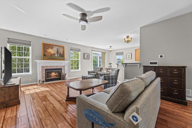 7305 148th AVENUE, Kenosha, WI 53142
