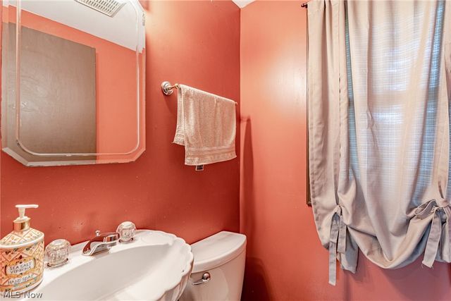 193 Timberlane Drive, Northfield, OH 44067