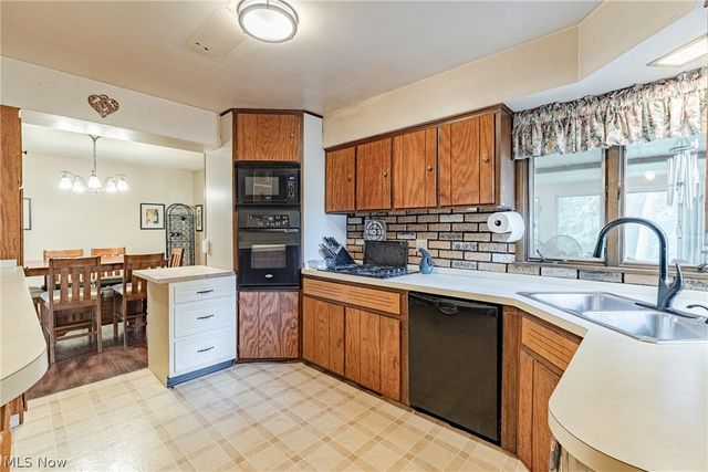 193 Timberlane Drive, Northfield, OH 44067