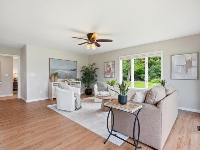 11243 Wynns Road, Putnam Twp, MI 48169