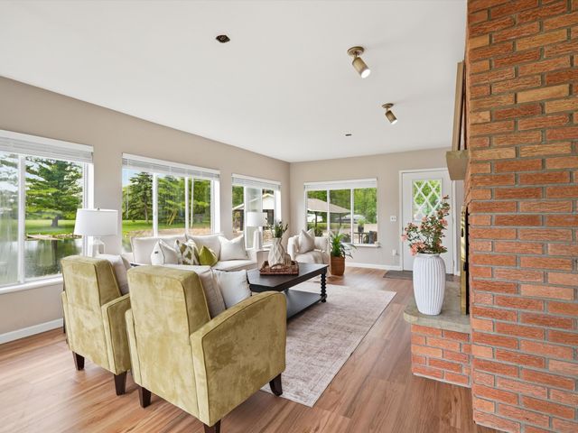 11243 Wynns Road, Putnam Twp, MI 48169